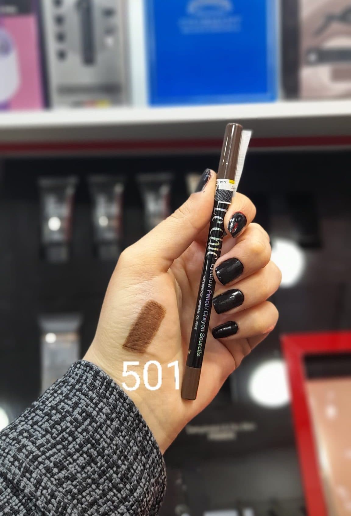 مداد ابرو بادوام لچیک شماره 501 — تصویر ۶