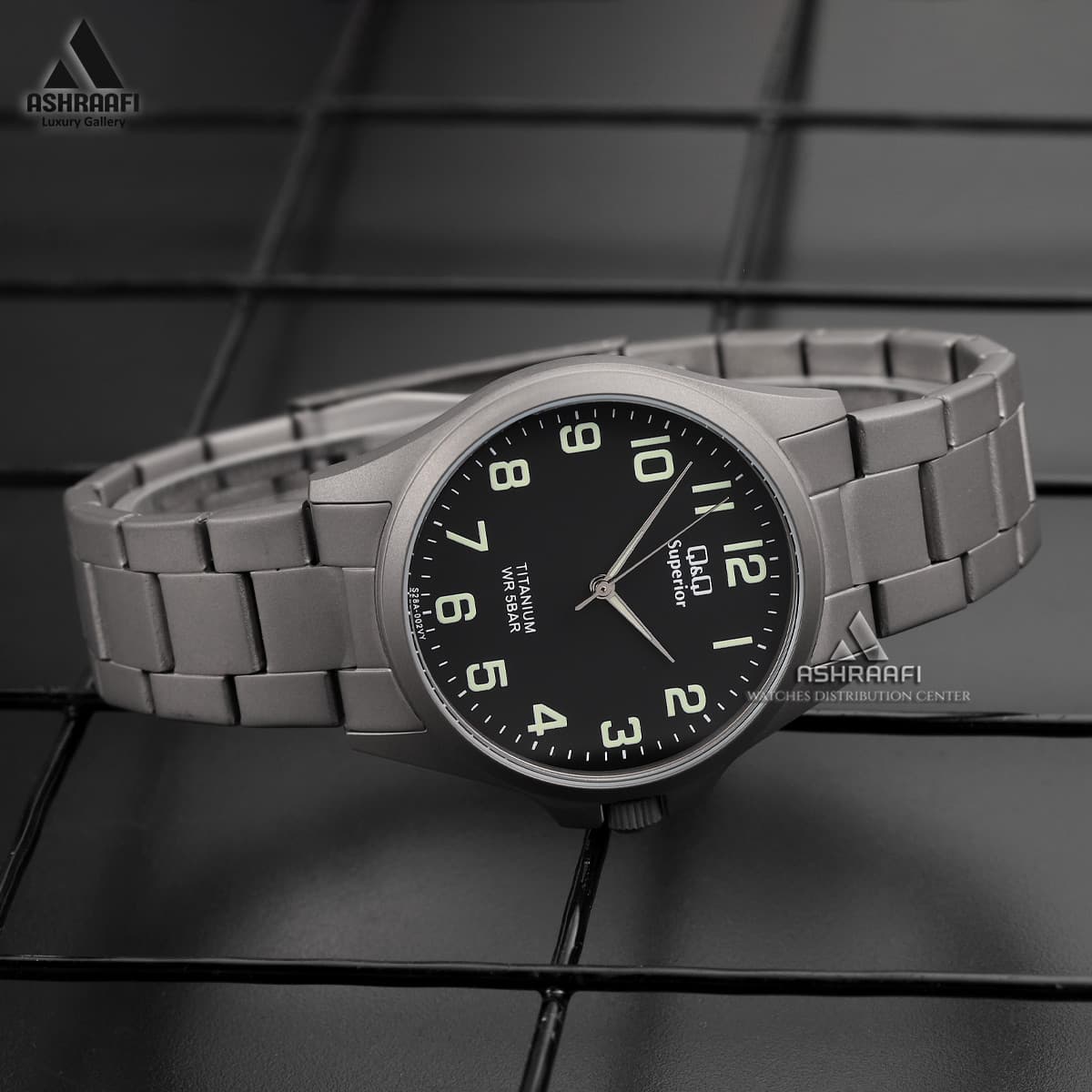 ساعت کیو اند کیو صفحه مشکی Q&Q S28A-002VY — تصویر ۴