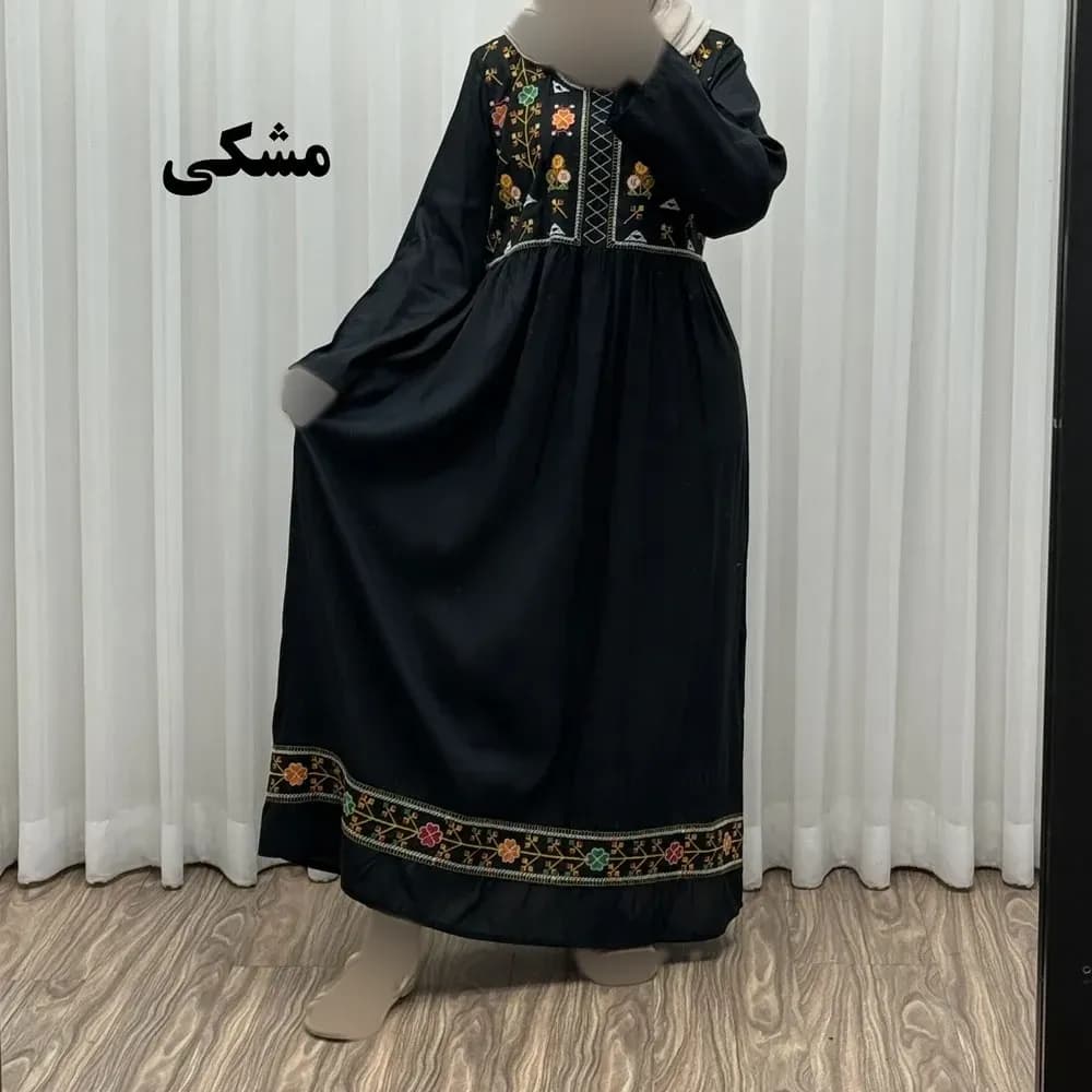پیراهن نخی هندی سلن گلدوزی فری سایز تا 50 کمربنددار چهارفصل زنانه شیک — تصویر ۱۲