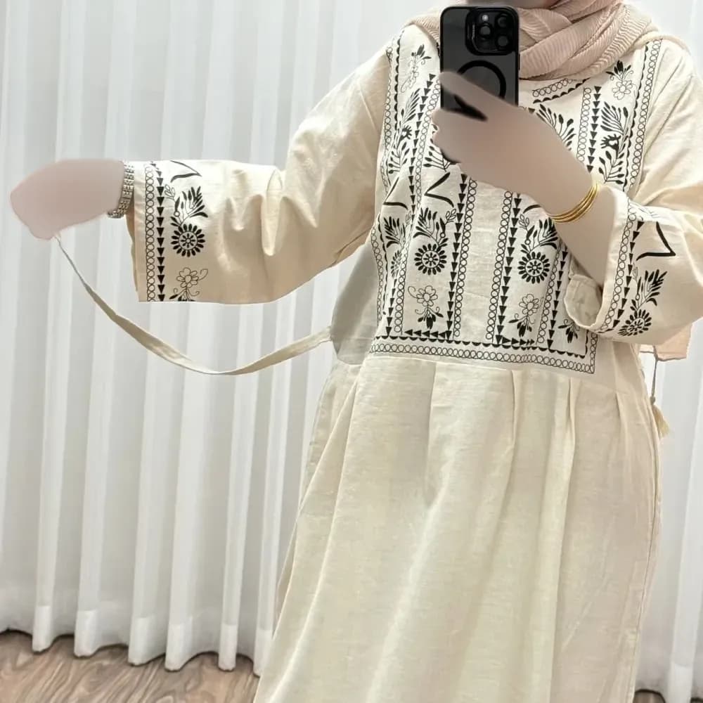 پیراهن زنانه لینن طرح مایا فری سایز مناسب تا 48 با کمربند — تصویر ۱۲