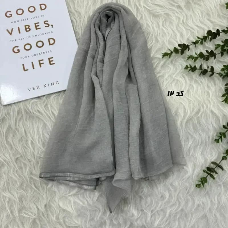 شال حریر ساده وارداتی قواره 190 در 80 سانتیمتر کد 1966 — تصویر ۱۲