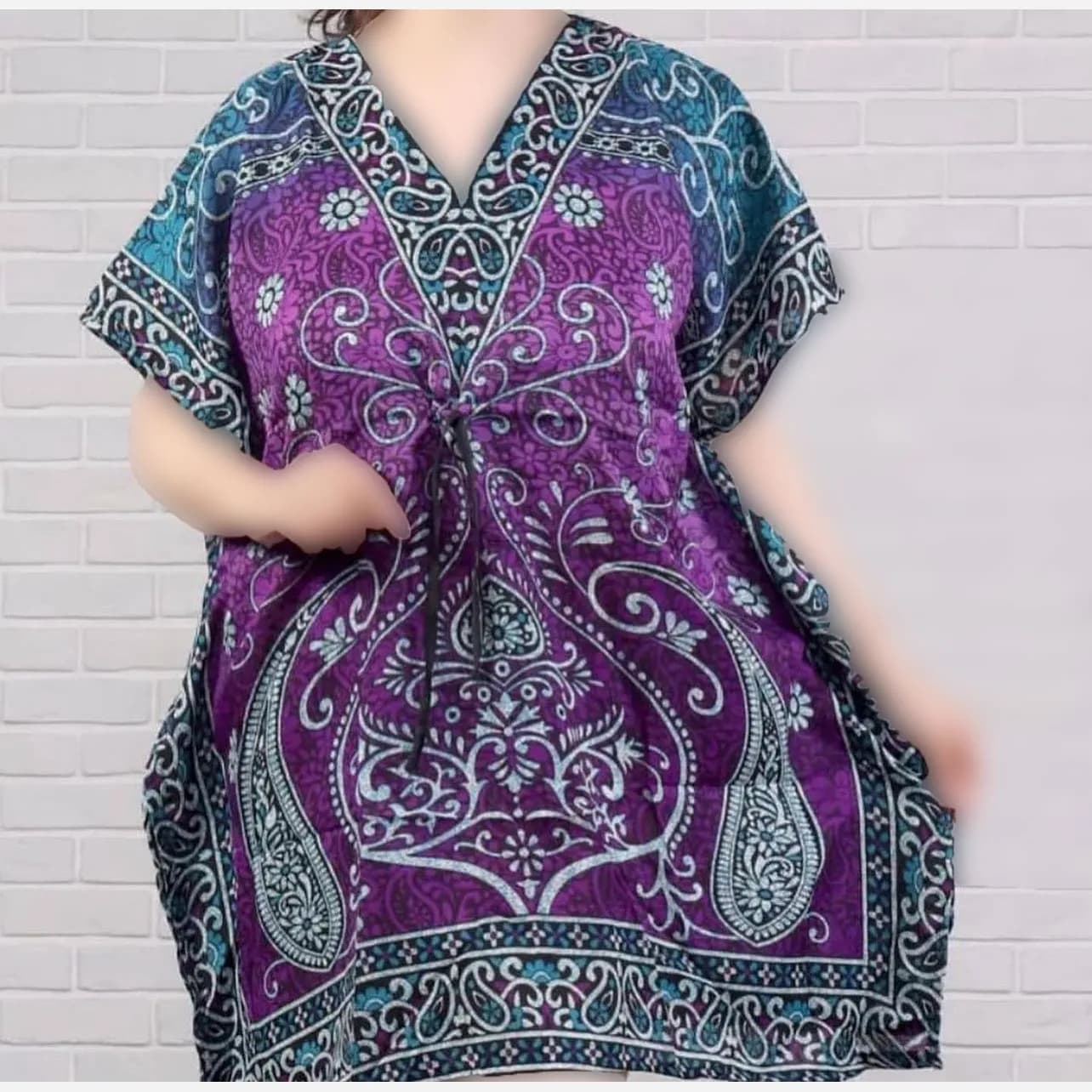 پیراهن طرح سنتی هندی بته جغه فری سایز سیلک هندی زنانه تا سایز 60 شیک و راحت چهارفصل بدون آبرفت و رنگ رفت