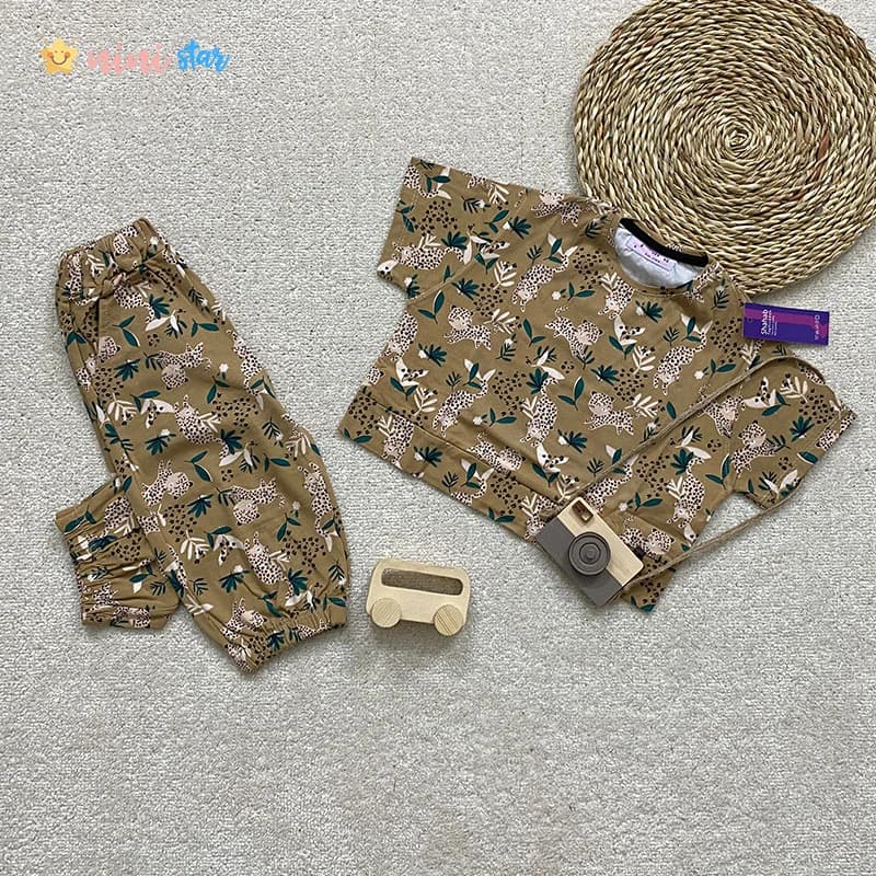 کراپ شلوار دخترانه پنبه طرح پلنگ 3 الی 8 سال — تصویر ۲
