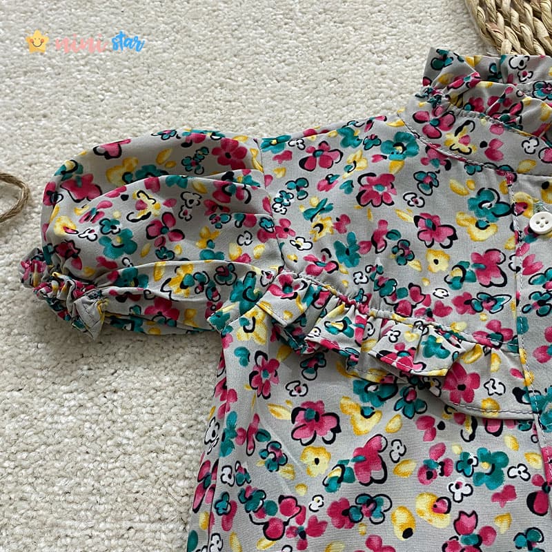 شومیز شلوارک جین دخترانه طوسی گلدار 1 تا 8 سال — تصویر ۴