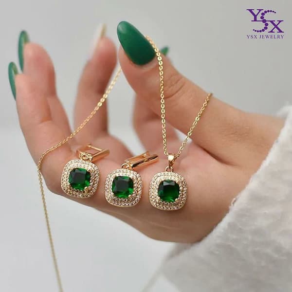 نیم ست مربعی زمردی YSX