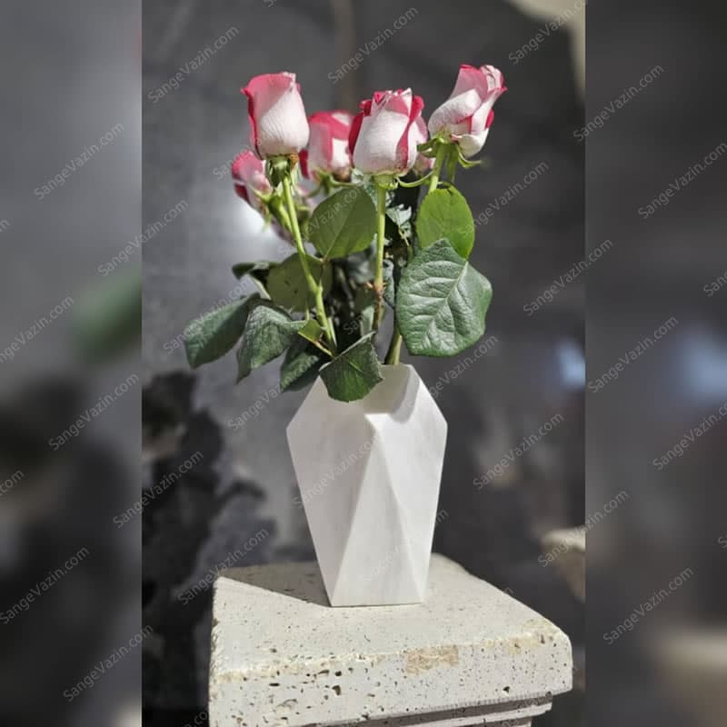 گلدان سنگی هندسی — تصویر ۴