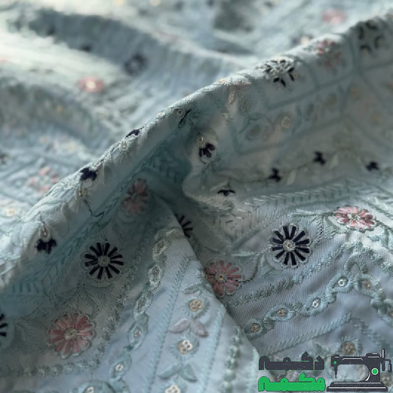 پارچه تافته طرح دار آبی روشن — تصویر ۴