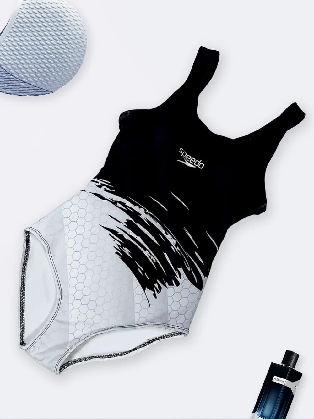 مایو زنانه شیک اسلیپ بصورت دو رنگ مشکی و سفید پشت قهرمانی اسپیدو ( Speedo )