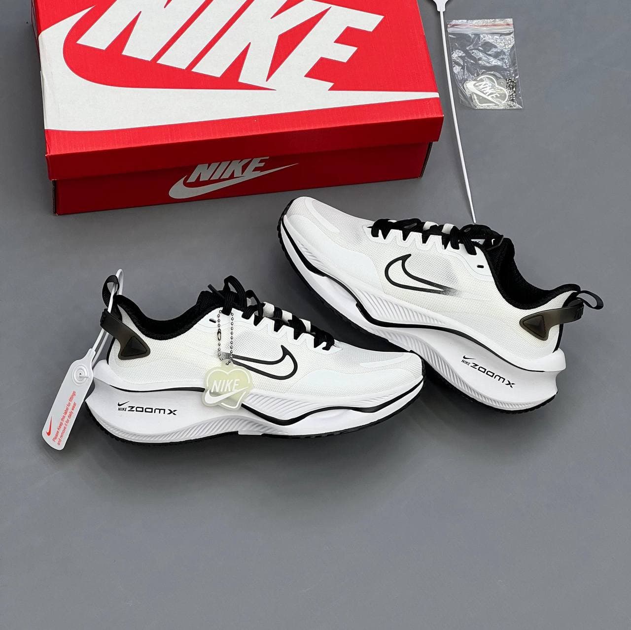 کفش نایک زوم ایکس قلبی سفید مشکی Nike ZoomX Heart White Black