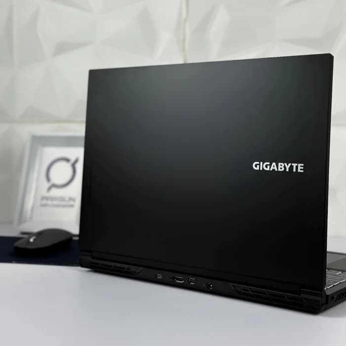 لپ تاپ گیگابایت GIGABYTE G6 KF 2024 i7 — تصویر ۳