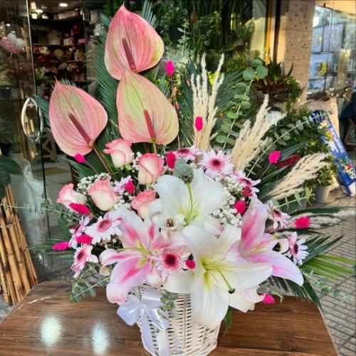 سبد گل نرگس برای روز مادر 4730