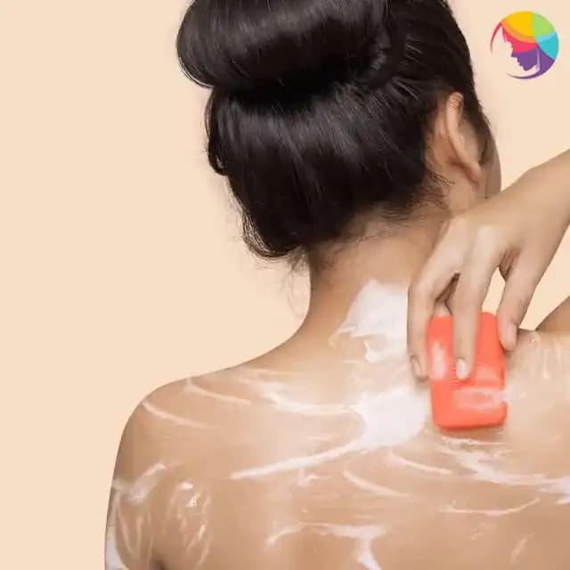 صابون پاک کننده 3 در 1 تصفیه کننده حاوی خاک رس پیوراسکین اوریفلیم — تصویر ۵
