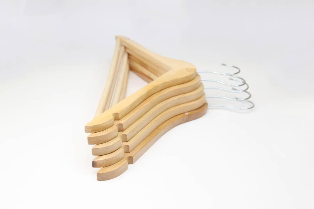چوب لباسی چوبی درجه یک کد CH011