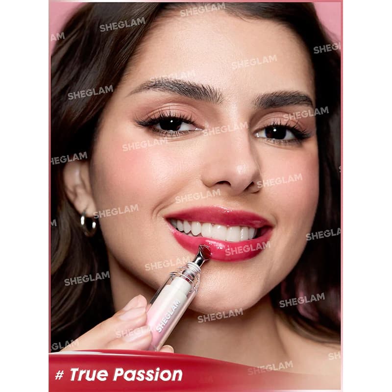 لیپ گلاس پلامپر سرنگی شیگلم مدل BOOSTER SHINE رنگ TRUE PASSION — تصویر ۴