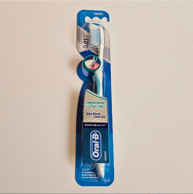 مسواک اورال بی Pro Health مدل CrissCross Ultrathin با برس بسیار نرم