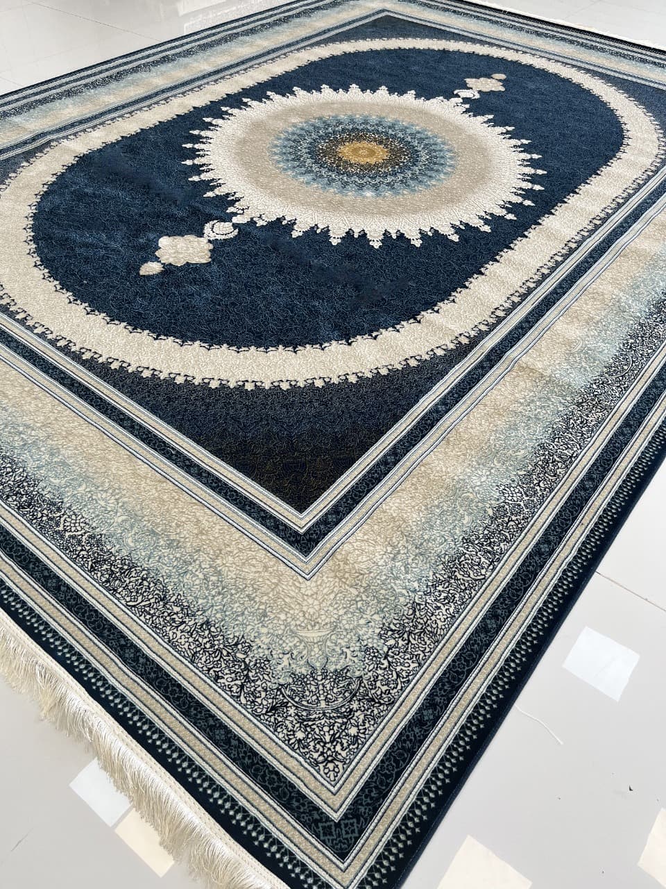 فرش طرح تندیس سرمه ای1200 شانه