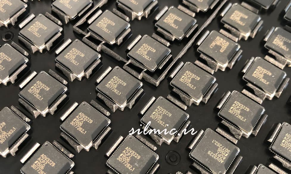 آی سی ADV3229 با مشخصات 750MHz, 8 x 8 Analog Crosspoint Switch