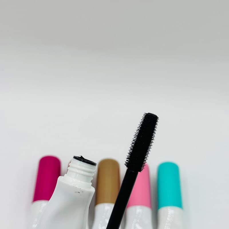 ریمل حجم دهنده هاگزا بیوتی کد 8516 — تصویر ۴