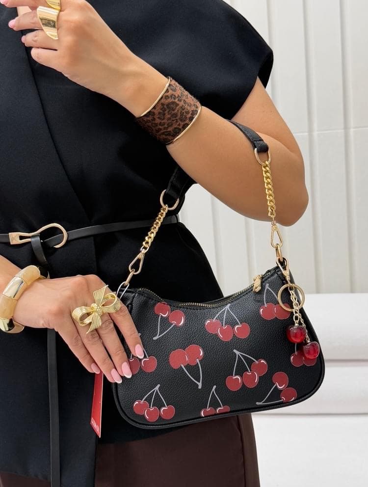 کیف زنانه چرمی بهمراه چارم بگ گیلاس گیسیا — تصویر ۲