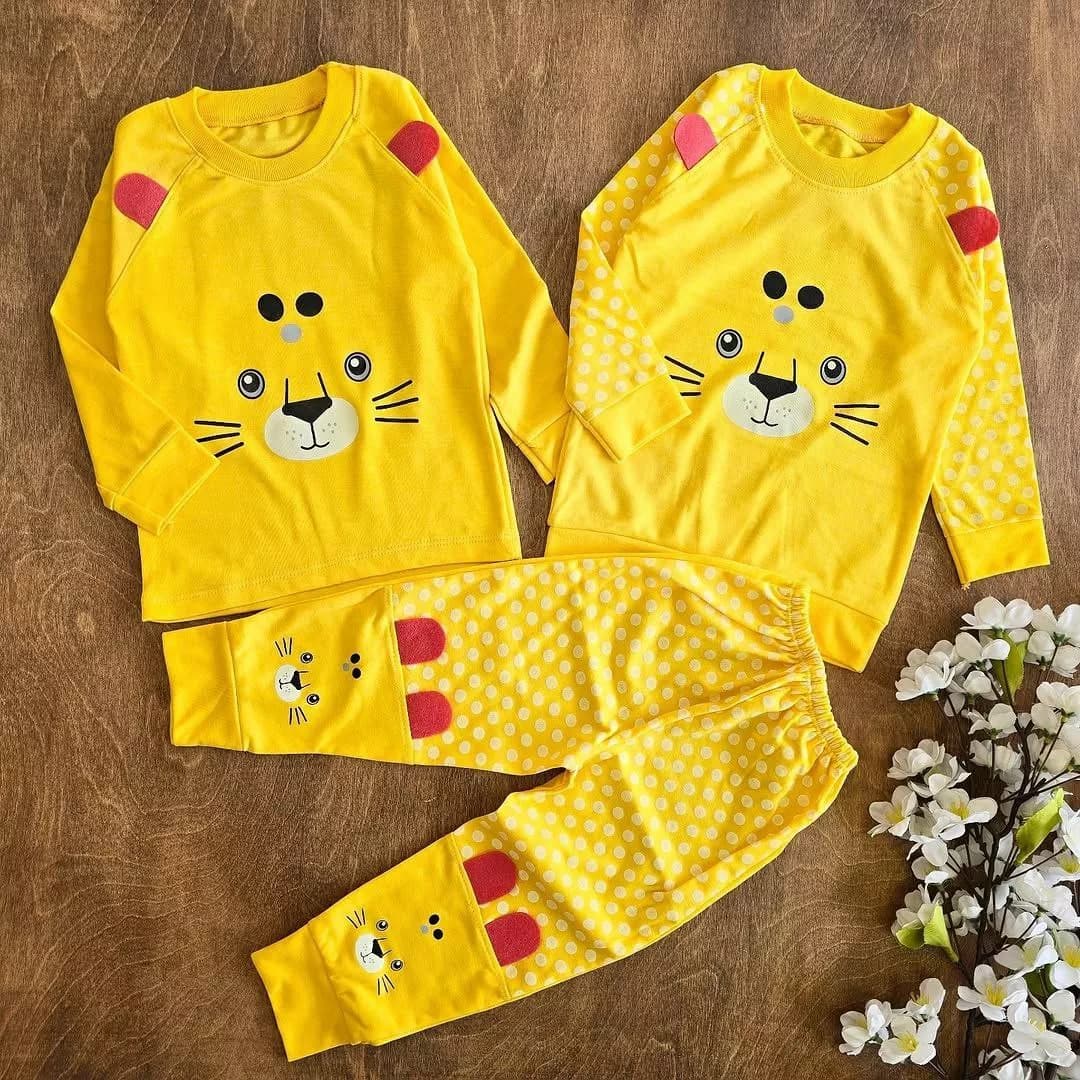 بلوز شلوار ببر گوش دار خالخالی سایز ۳۵،۴۰ کد ۴۹۴۸