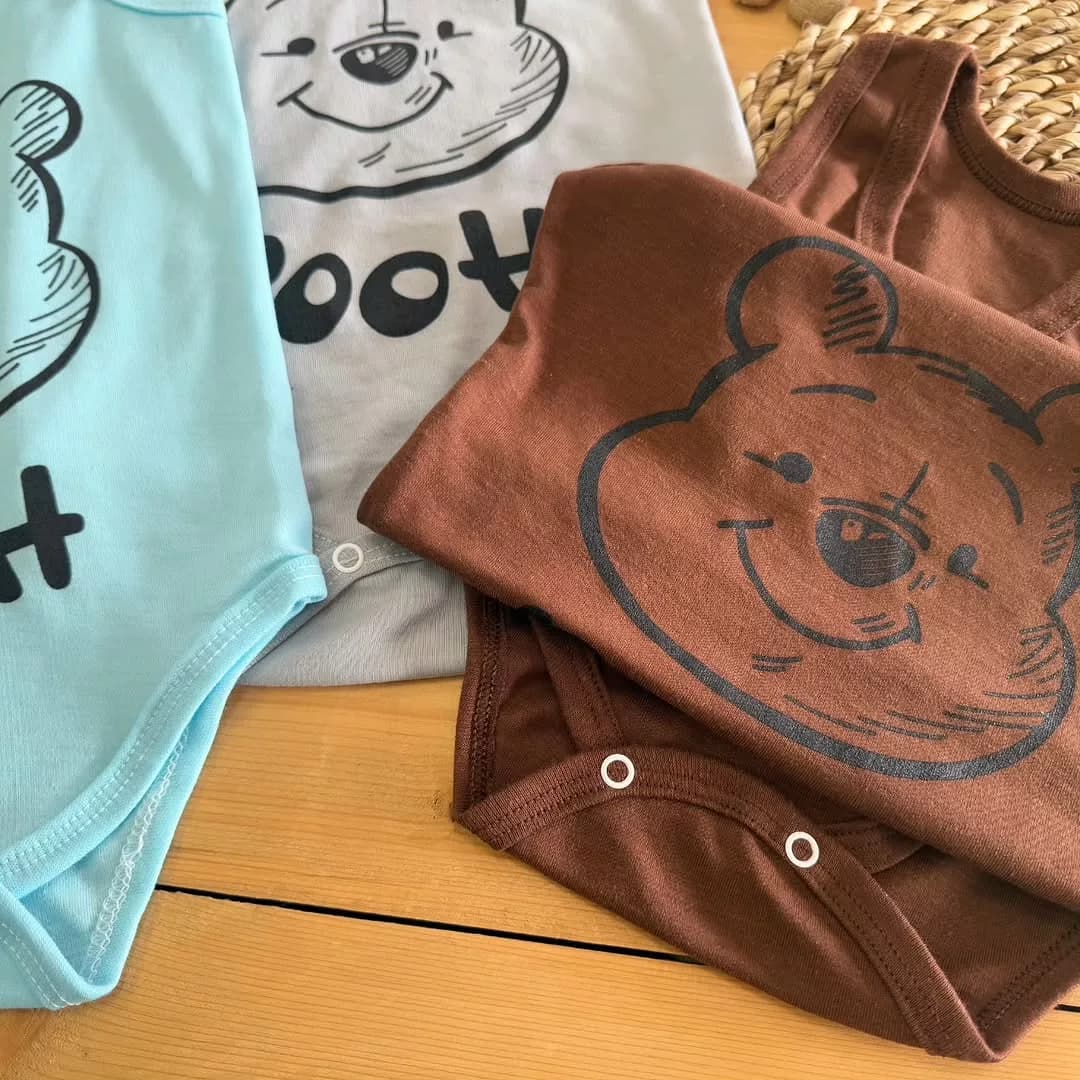 بادی رکابی خرس pooh سایز ۵،۶ کد ۴۶۲۹ — تصویر ۴