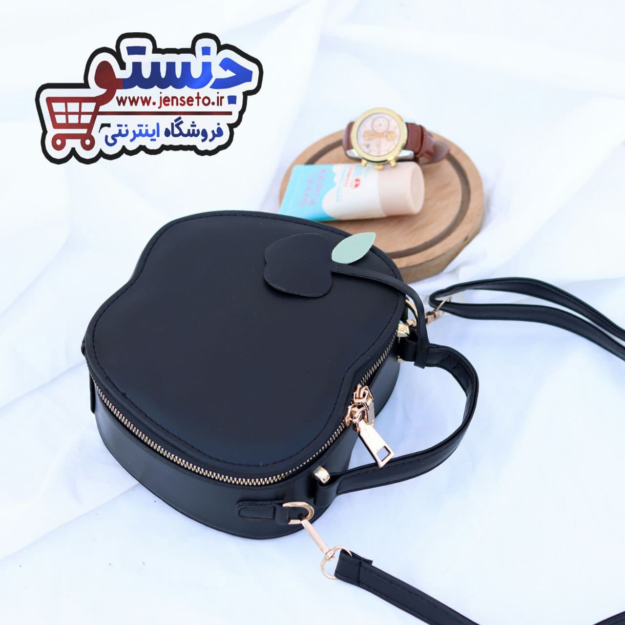 کیف زنانه apple طرح سیب پاسپورتی مجلسی کد 1402278 — تصویر ۲