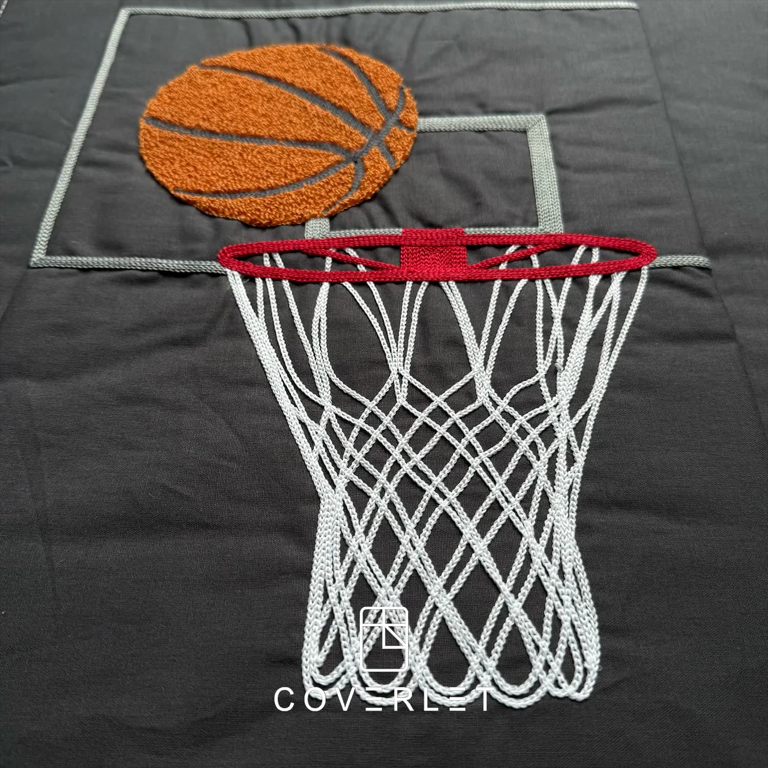 روتختی پنبه‌دوزی پسرانه مشکی طرح بسکتبال مدل Hoop — تصویر ۳