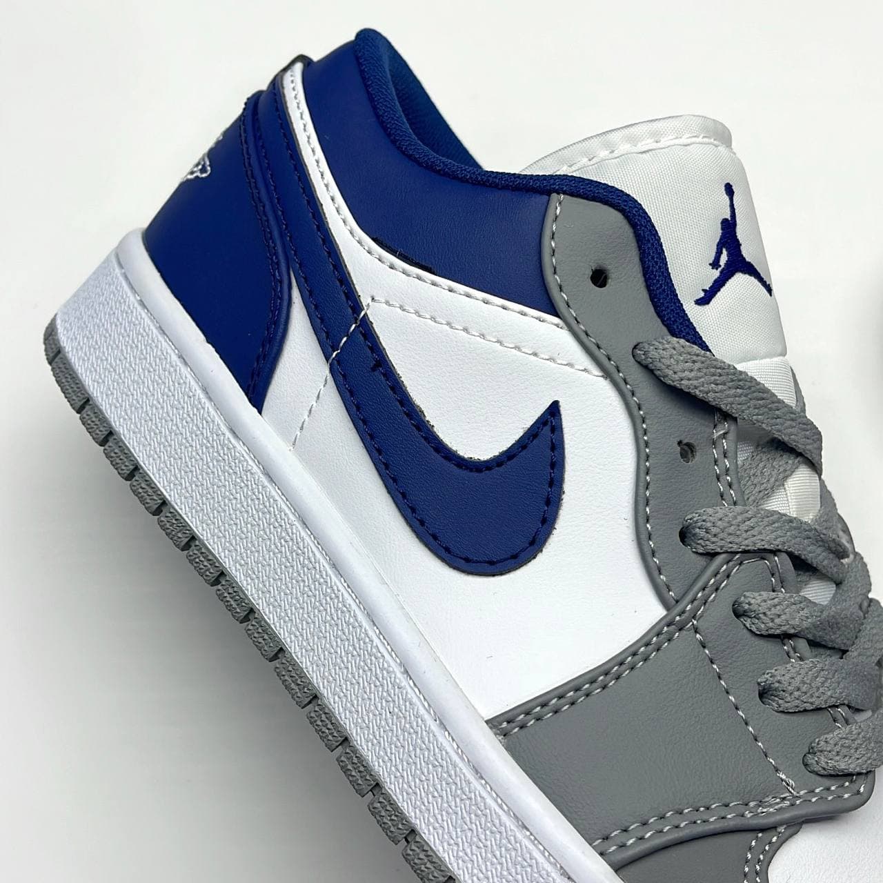 کفش نایک ایر جردن وان لو فرنچ بلو | Nike Air Jordan 1 Low French Blue — تصویر ۳