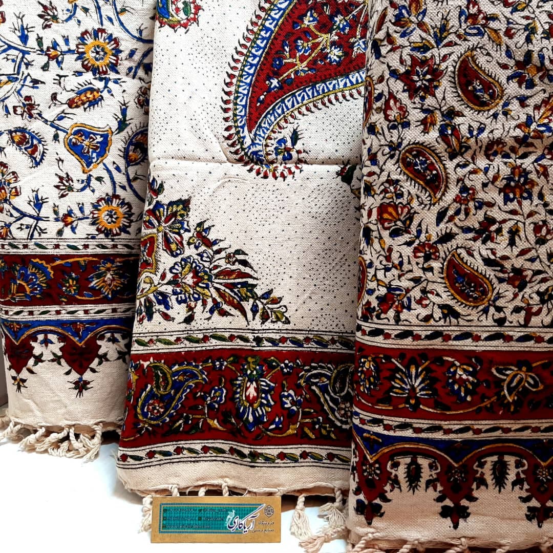 سفره قلمکاری 1.5*1.5 متر طرح بته جقه