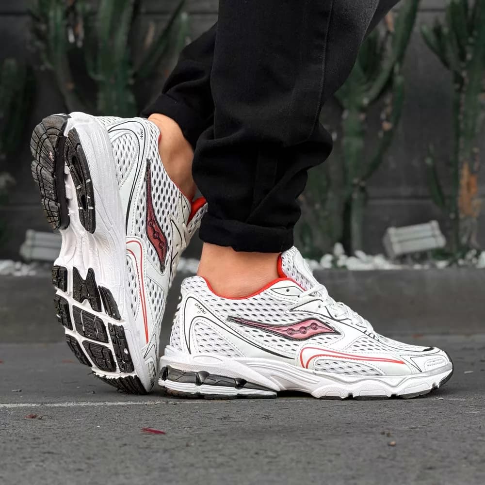 کتانی مردانه saucony سفید کد 29831