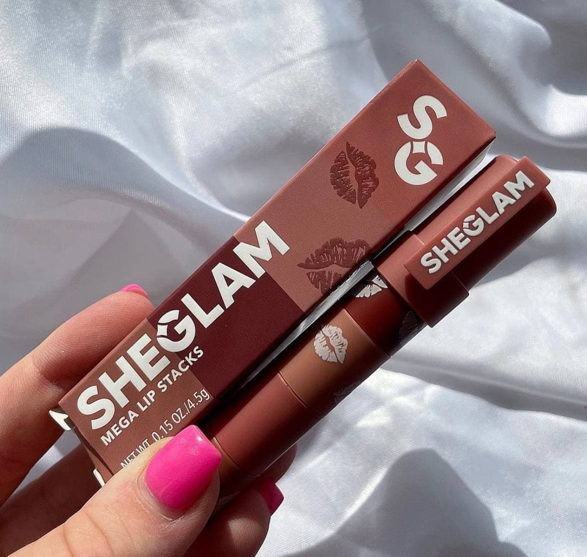 رژ لب ۴ در ۱ مگا شیگلم Sheglam — تصویر ۳