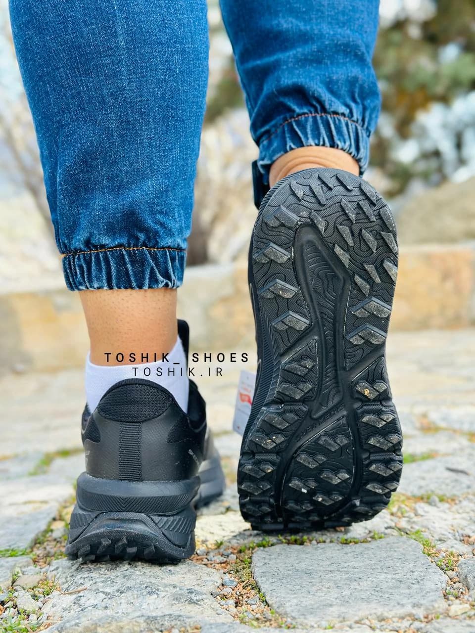 کفش اسکیچرز مموری فوم مشکی — تصویر ۶