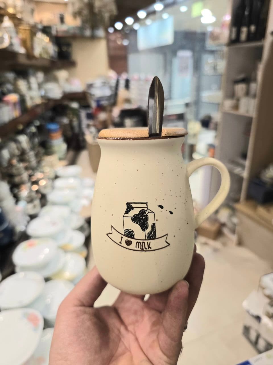 ماگ در دار و قاشق دار MILK شیر کد ۰۰۱۴