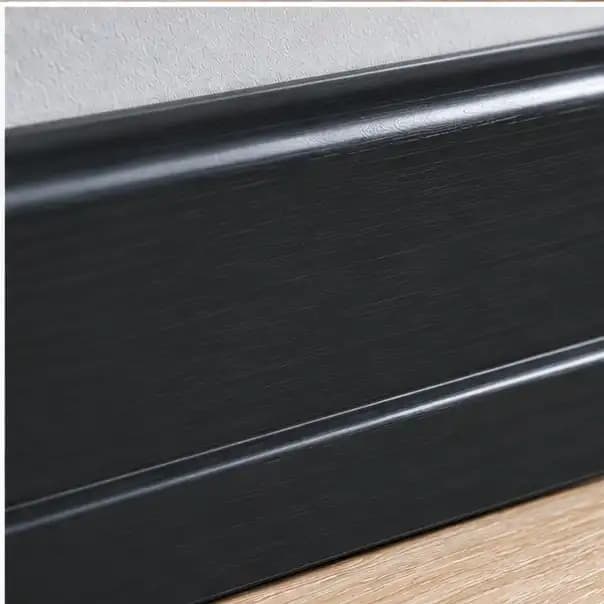 قرنیز PVC مشکی کد 960 — تصویر ۳