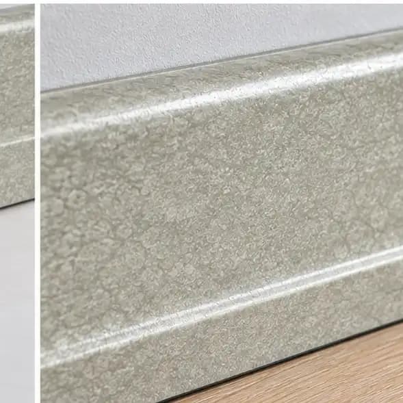 قرنیز PVC طوسی روشن طرح سنگ کد 939 — تصویر ۴