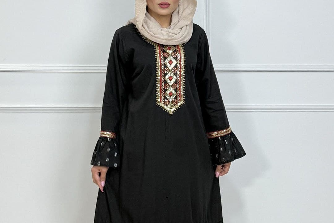 ساحلی کورتی سوزندوزی اورجینال وارداتی/کد2187