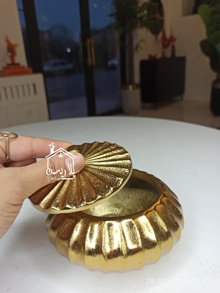 شکلات خوری درب دار آلومینیوم اطلس طلایی 42350 — تصویر ۳