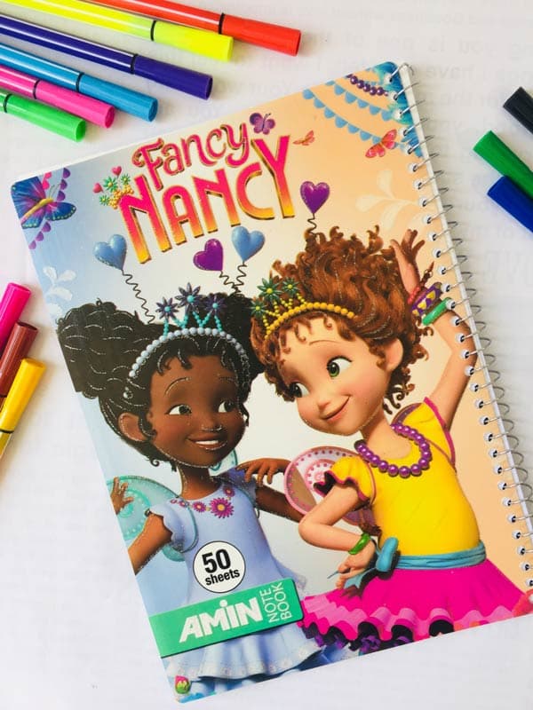 دفتر نقاشی فانتزی دخترانه اکلیلی طرح Fancy Nancy
