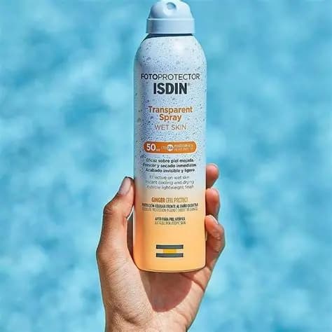 اسپری ضدآفتاب ایزدین مدل Transparent Wet Skin SPF 50 — تصویر ۳