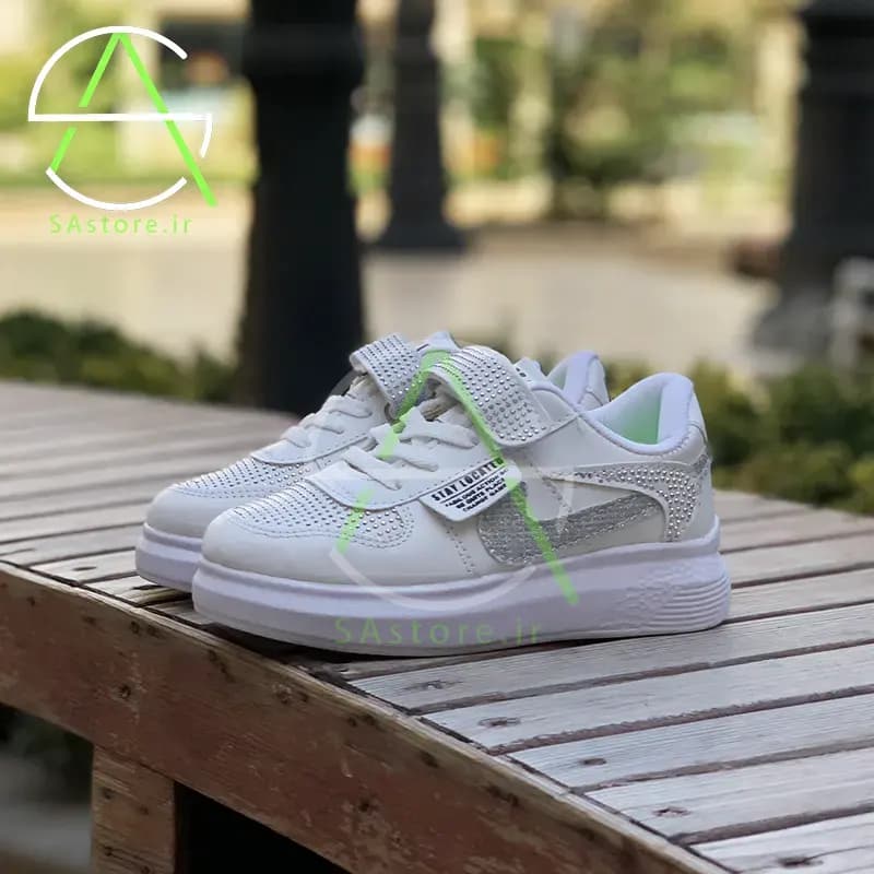 کفش کتونی دخترانه نگین دار نایکی Nike — تصویر ۲