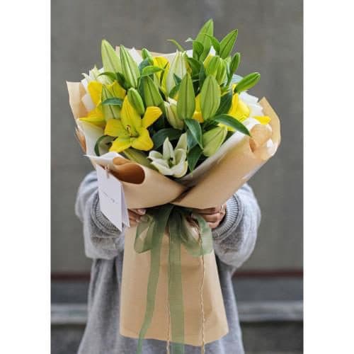 دسته گل شیک برای همکار زن محترم در روز مادر 4348