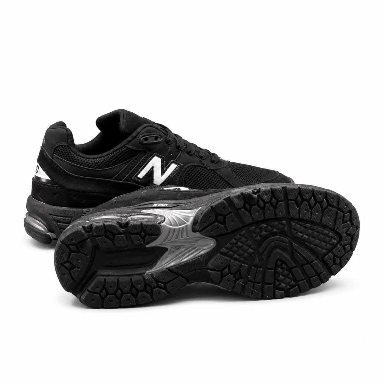 کتونی مردانه مدل نیوبالانس 2002 مشکی New Balance — تصویر ۴