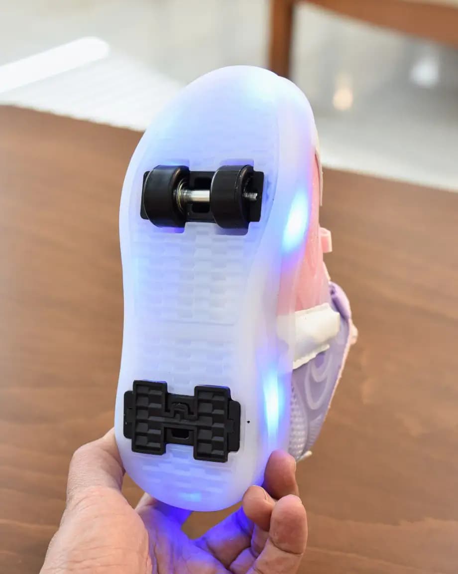کتونی اسکیتدار چراغدار شارژی بچگانه دابل نایکی اورجینال XZLM | کفش چرخدار LED دار سایز 28 تا 37 — تصویر ۷