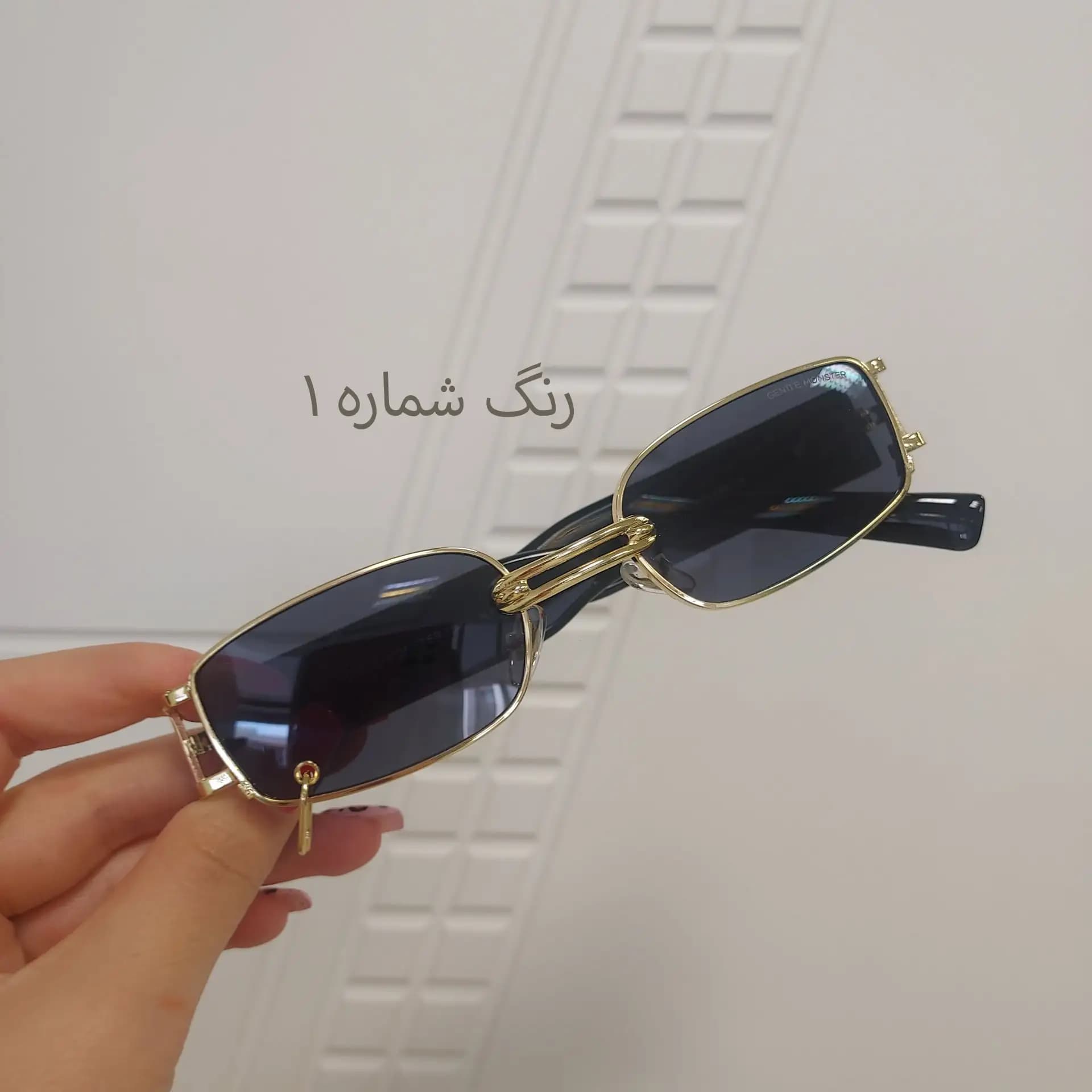 عینک آفتابی اسپرت جنتل مستر پرسینگ دار با لنز UV400 و فریم فلزی — تصویر ۴