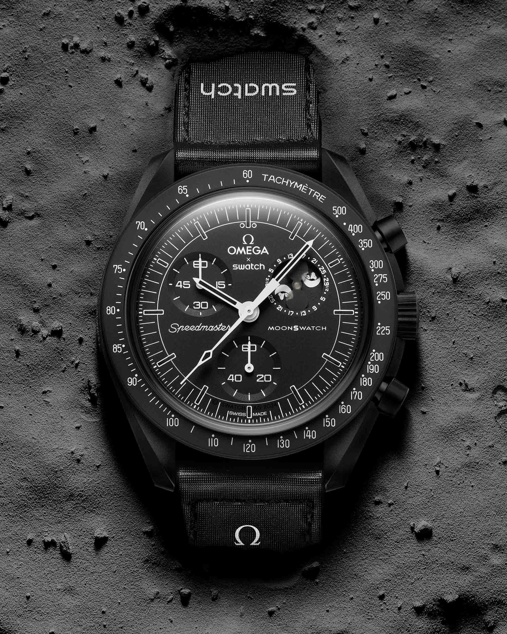 ساعت امگا سواچ مدل MISSION TO THE MOONPHASE – مشکی — تصویر ۲