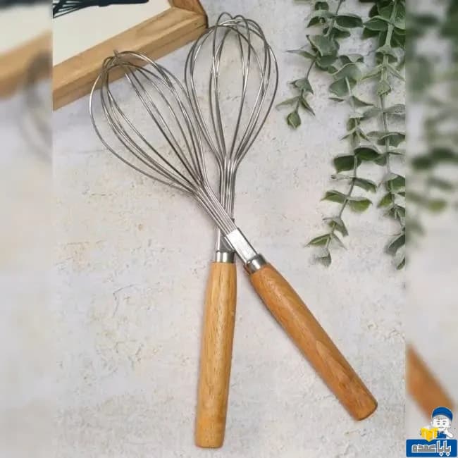 همزن دستی فلزی دسته چوبی