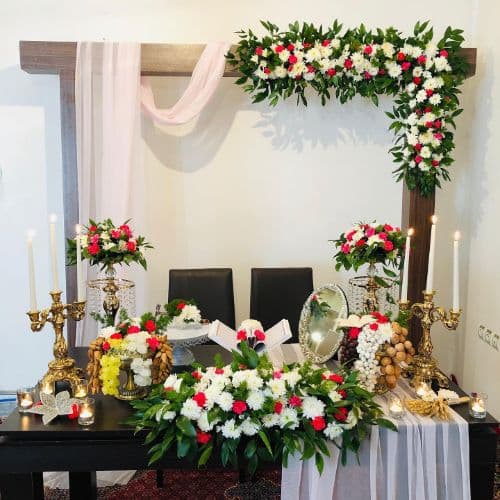گل آرایی بله برون استند چوبی