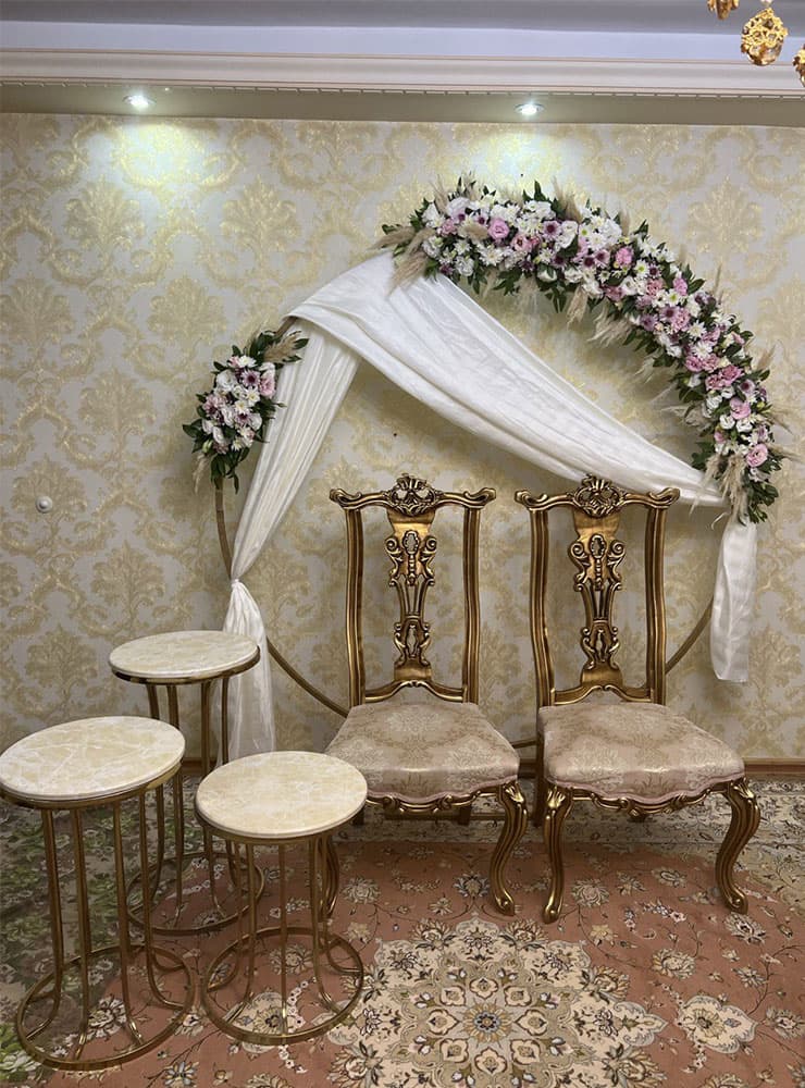 دکور بله برون بک دایره ای کد 2004 – گل شاهانه