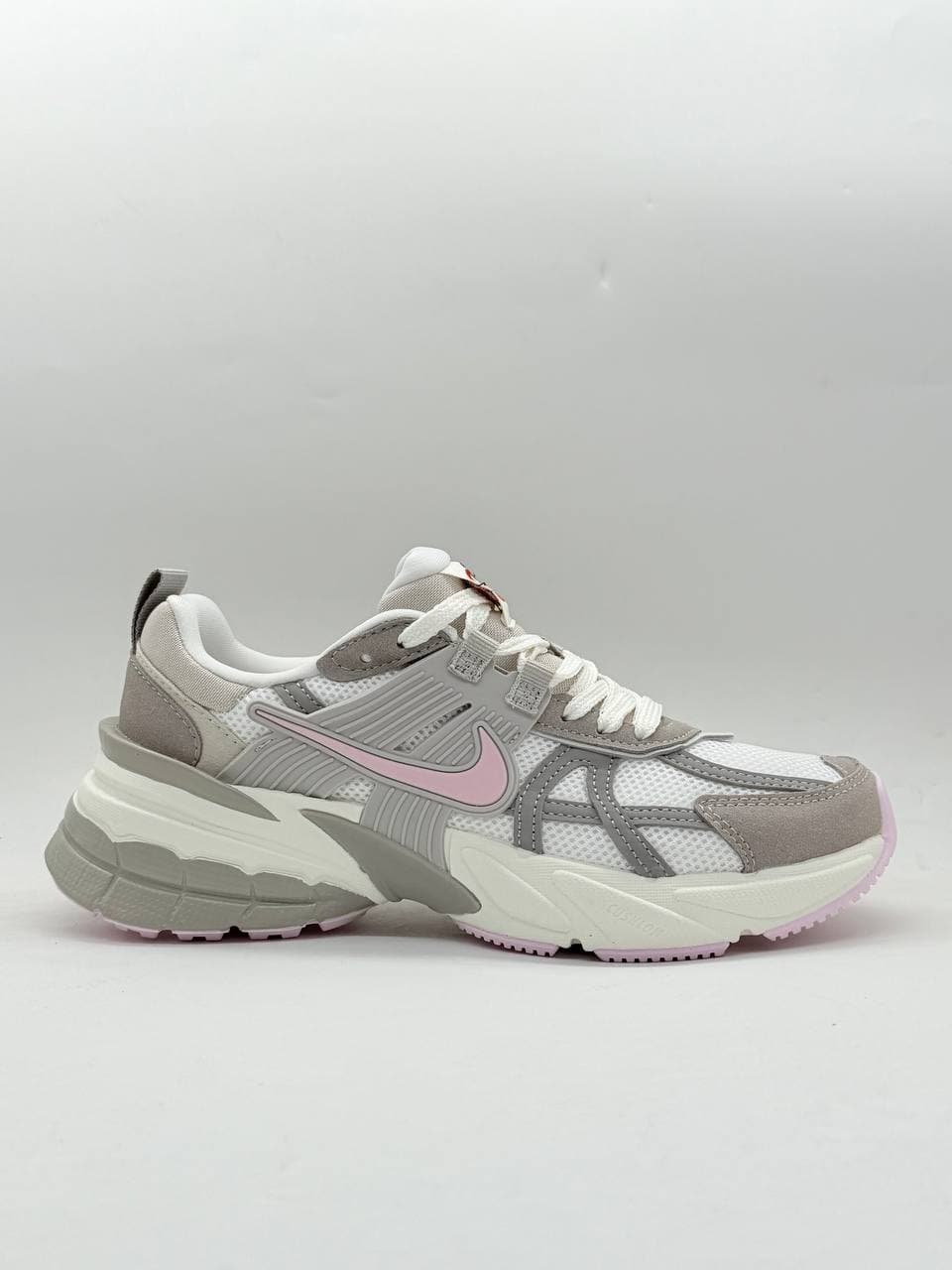 کتونی نایک وی تو کی صورتی قهوه ای Nike V2K pink brown sneakers
