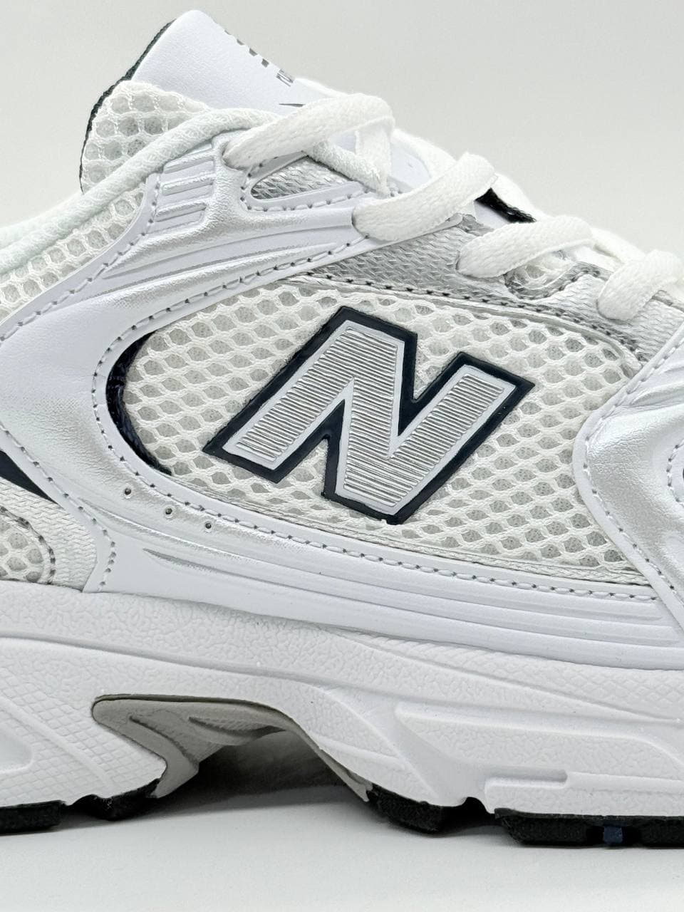 کفش نیوبالانس 530 مردانه سفید سرمه ای New Balance 530 Men’s Navy White Shoes — تصویر ۵